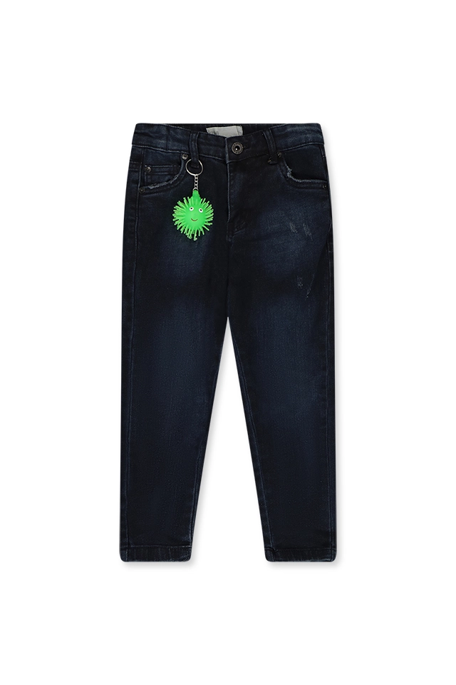 ג'ינס עם קרעים ומחזיק מפתחות (#141365935) - 1