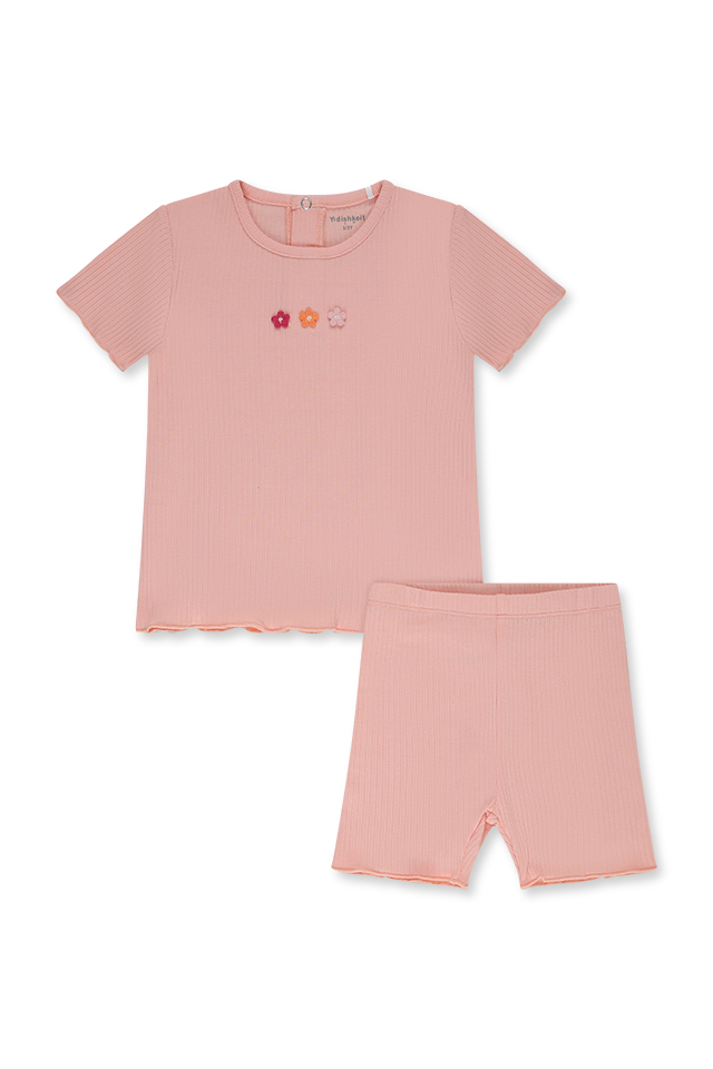 חליפת פרחים (#263032277) - 1